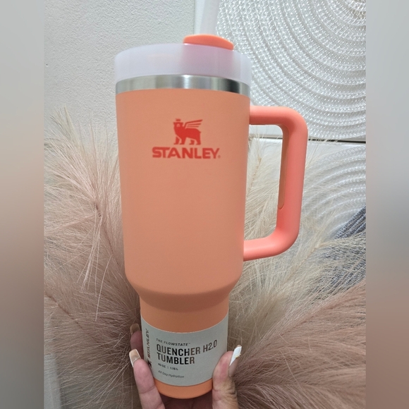 Stanley Coral Quencher H2.0 Tumbler - Picture 2 of 8